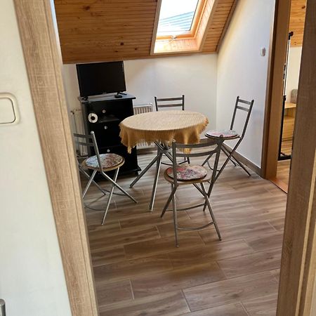 Csikos Apartman Gyenesdiás Exteriér fotografie