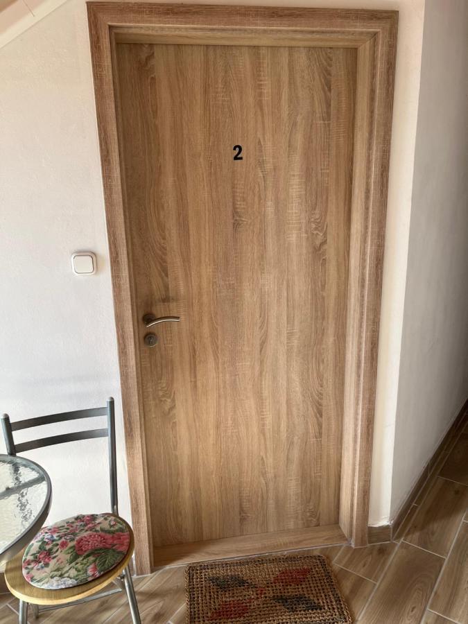 Csikos Apartman Gyenesdiás Exteriér fotografie