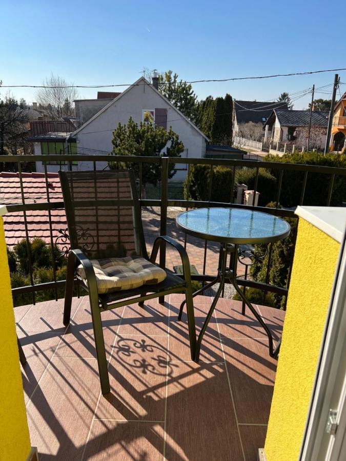 Csikos Apartman Gyenesdiás Exteriér fotografie