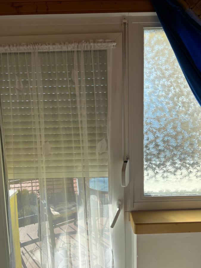 Csikos Apartman Gyenesdiás Exteriér fotografie